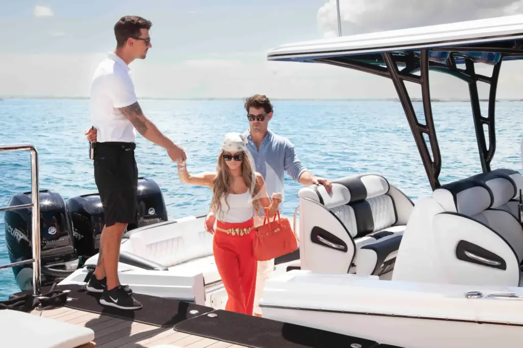 SAMURAI - Tender Arrival