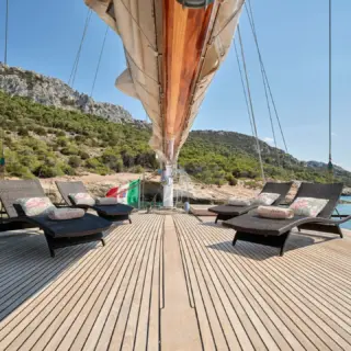 MYRA - Image 8