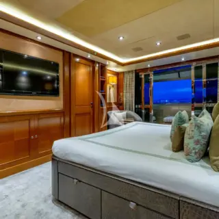 Master suite