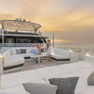 Foredeck seating