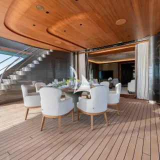 exterior living upper deck