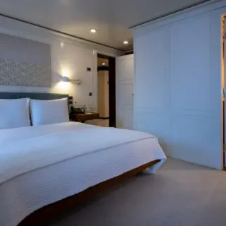 Double cabin port side on main deck