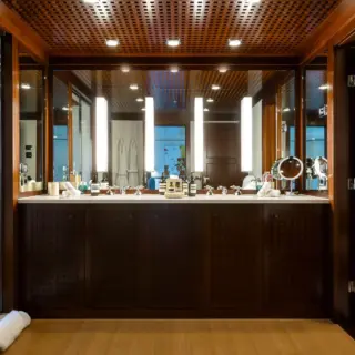 Bathroom VIP Double cabin