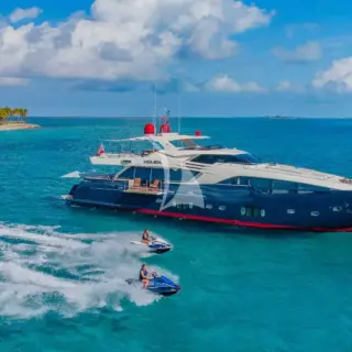 ONE AND ONLY - 100ft (30m) Benetti