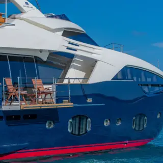 ONE AND ONLY - Main Salon Balcony