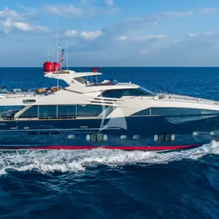 ONE AND ONLY - 100ft (30m) Benetti