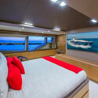 ONE AND ONLY - Master Stateroom