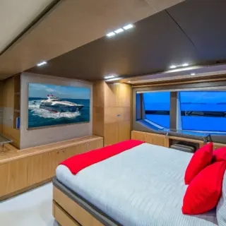 ONE AND ONLY - Master Stateroom
