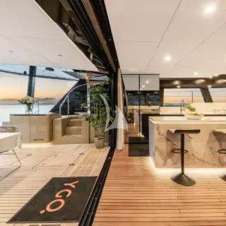 YGO. Living area