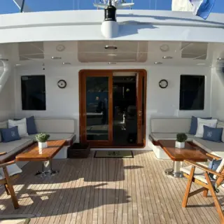 OKTANA - Aft deck