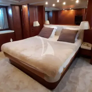 OLA - Master Cabin
