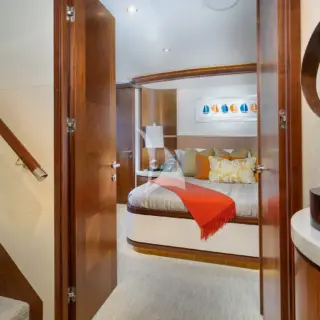 Lower deck guest foyer