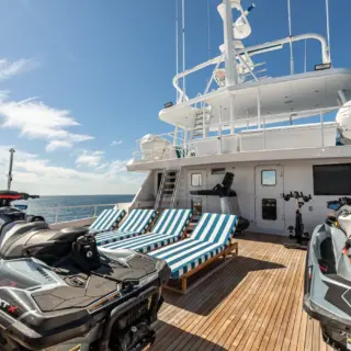 Bridge Deck Aft