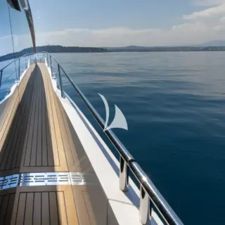 M/Y FORZA Companion Ways