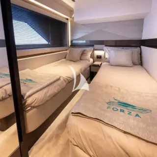 M/Y FORZA Twin Cabin