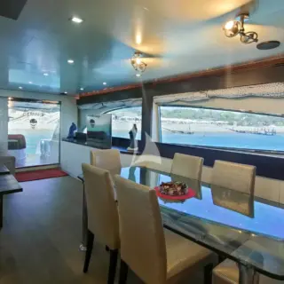 Main Salon / Dining