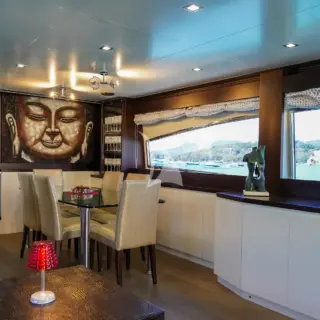 Main Salon / Dining