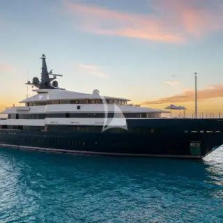 M/Y MAN OF STEEL