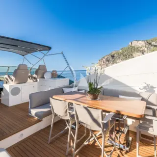 Flybridge