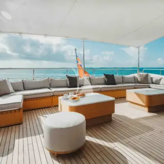 Bridge Deck Aft