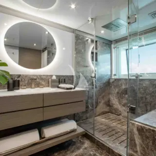 Master Stateroom Ensuite