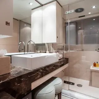 Guest Ensuite