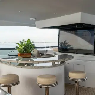 Flybridge Bar