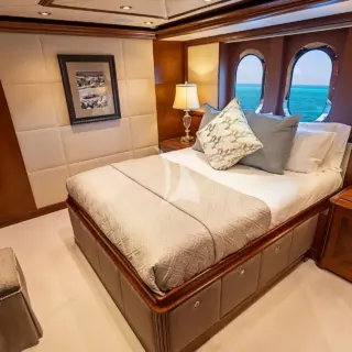Queen Guest Stateroom