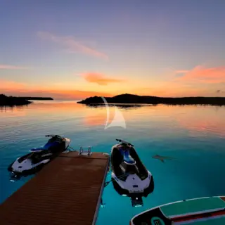 Wave runner dock