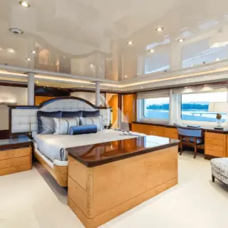 Owner's Suite, bridge deck