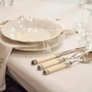 WHITE PEARL I - Image 22