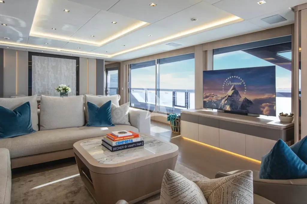 C2 - Main deck lounge