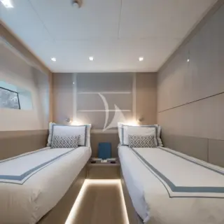 Convertible cabin