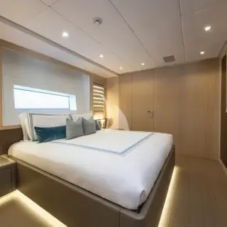 Double cabin