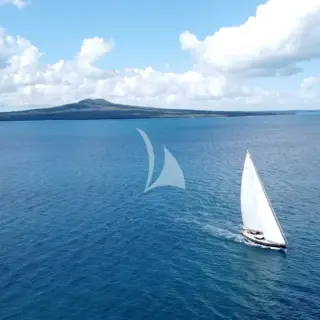 Crazy Horse - Image 11