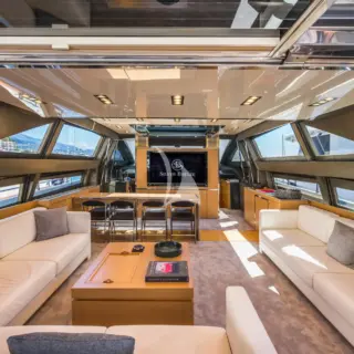 M/Y SILVER BREEZE Saloon 1