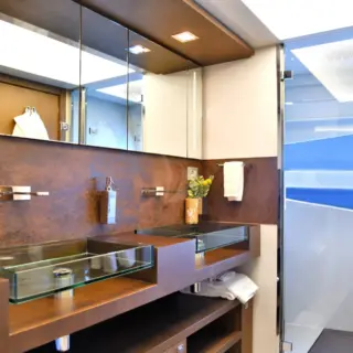 Master suite - Bathroom