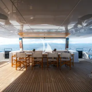 M/Y ROCKET ONE Main Deck Aft