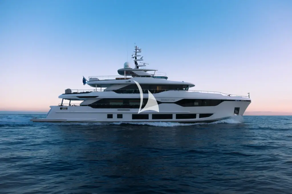 M/Y ROCKET ONE