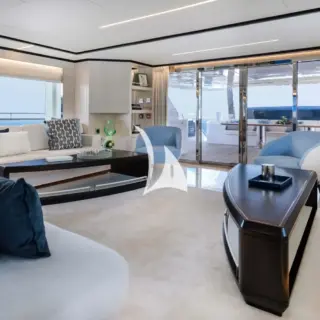 M/Y ROCKET ONE Main Salon