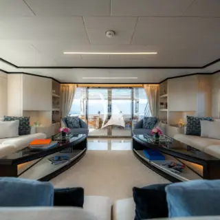 M/Y ROCKET ONE Main Salon