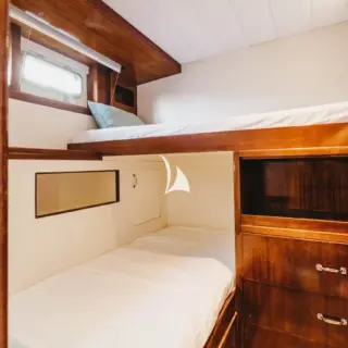 Twin cabin