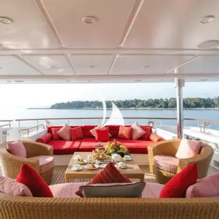 Main deck aft