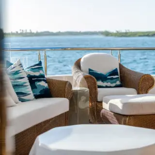 Bridge deck aft