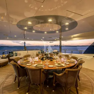 Bridge deck aft