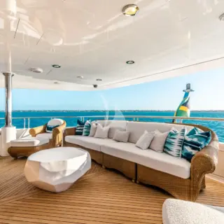Bridge Deck Aft