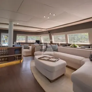 La Gatta - Interior Main Salon