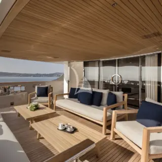 Main deck aft