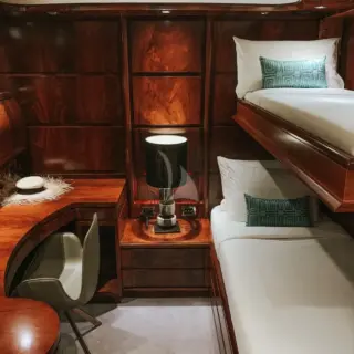 Single with Pullman