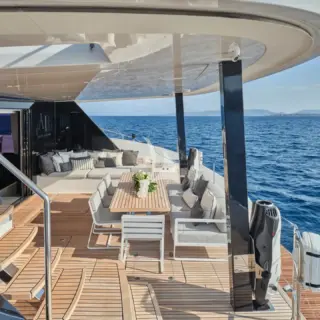 ABOVE & BEYOND - Main Deck Aft